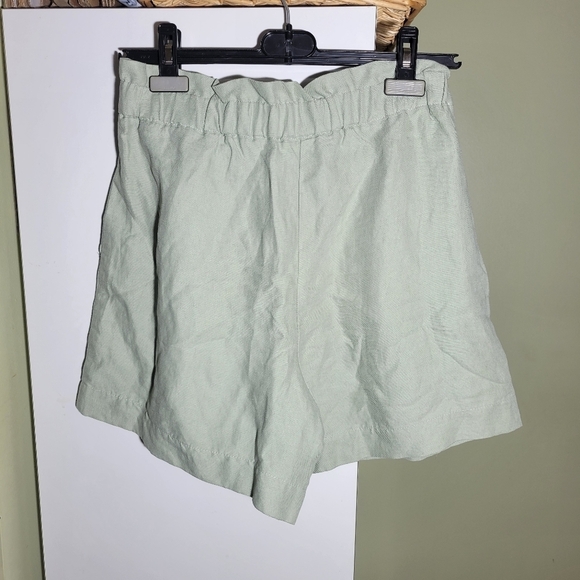 ❤ 3 For $35 Aritzia wilfred waist tie front high waist linen shorts loose fit 6 - Picture 2 of 5